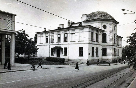 Prima expoziție a grupării Arta Română - Școala de Arte Frumoase Iași (1918)