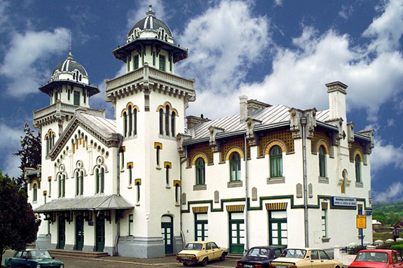 Gara (Regală) Curtea de Argeș