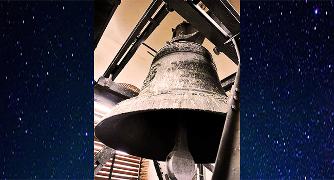 Clopotul mare ridicat în 1888 la Patriarhie - cover26