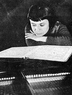 1938-1997 Pianistă Aurora Ienei