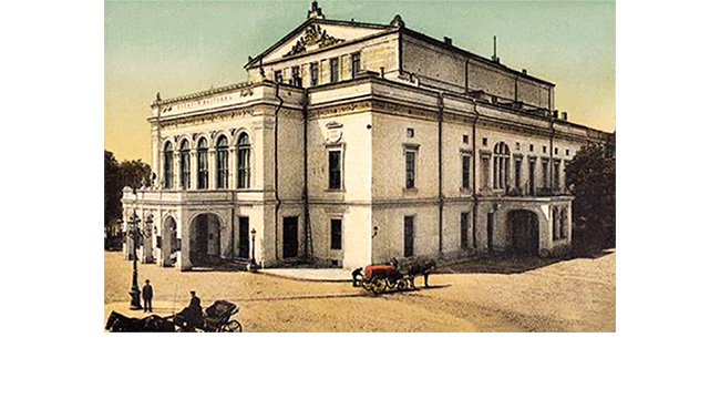 Felinar la Teatrul Național - cover26