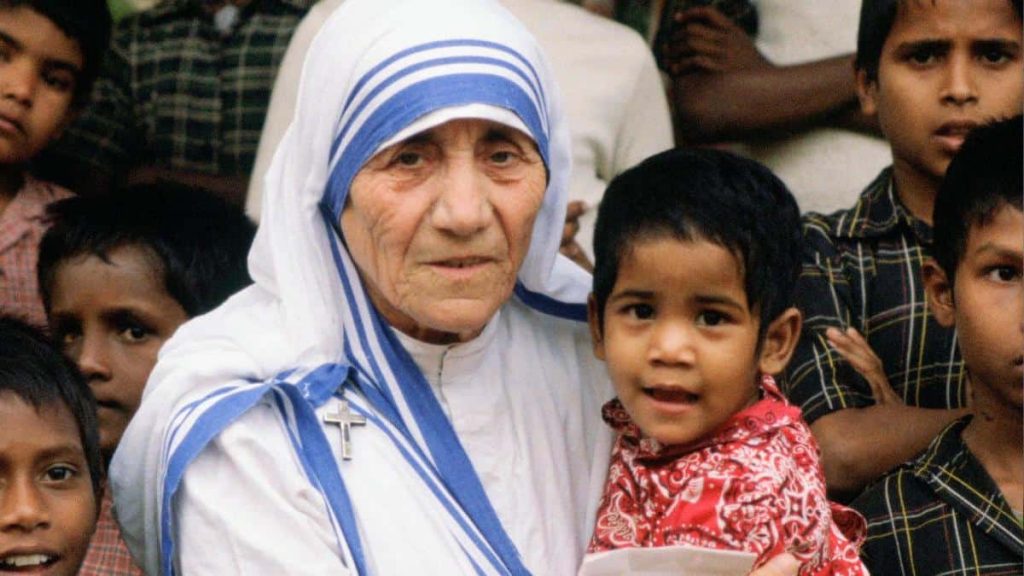 26 - Mother-Teresa-1910-1997