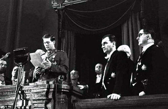 1946 Regele Mihai A Deschis Lucrările Parlamentului