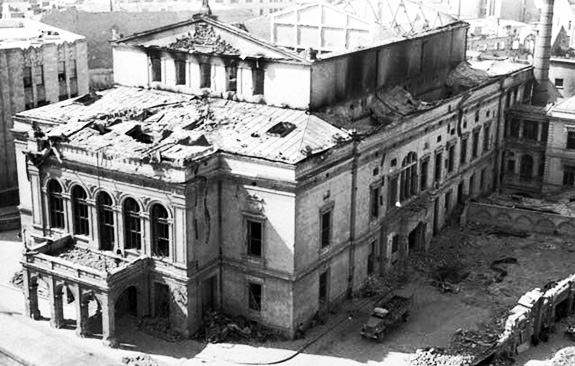 1944 Teatrul Național București