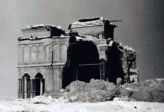 1984 Demolarea Ansamblului Mănăstiresc Văcăreşti