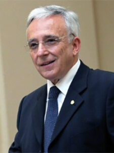 2000a Mugur Isărescu