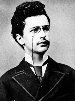 1858-1945 Enea Hodoș