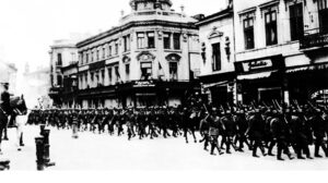 Intrarea armatelor germano-austro-ungare de ocupație în București - cover25