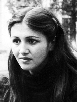 1956-2003 Mariana Marin Poetă