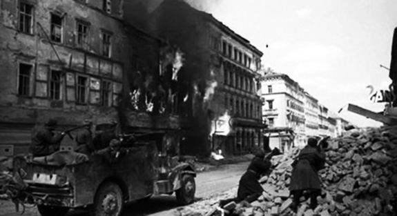 1945 Armata Română îndepărtată De Budapesta