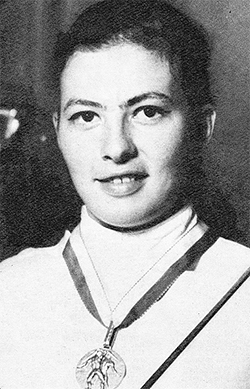 1946-2021 Scrimeră Ileana Gyulai-Drîmbă