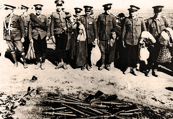Dezarmarea unor soldați români 1940c Dezarmarea unor soldați români