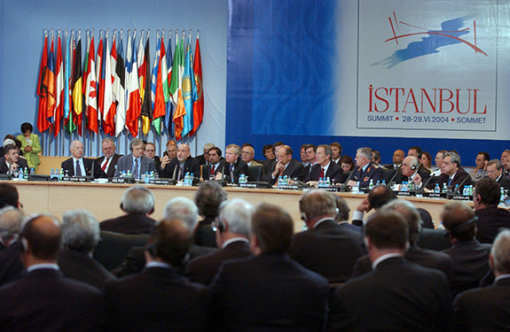 Summit NATO Istanbul 2004 Summit NATO Istanbul