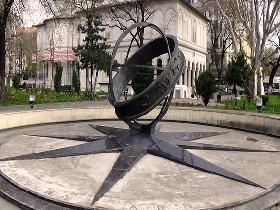 Monumentul Kilometrul Zero 1998 Monumentul Kilometrul Zero