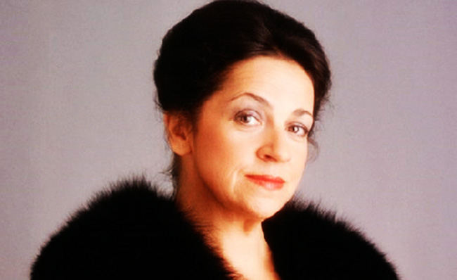 Ileana Cotrubaș (b. 1939)_21