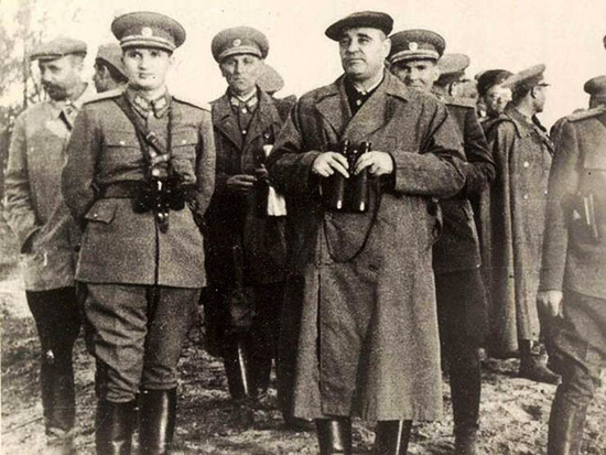 1950 Revolta țăranilor Din Vrancea împotriva Colectivizării - Reprimată