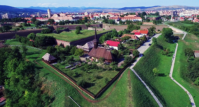 Alba Iulia Biserica memorială „Mihai Viteazul” - cover26