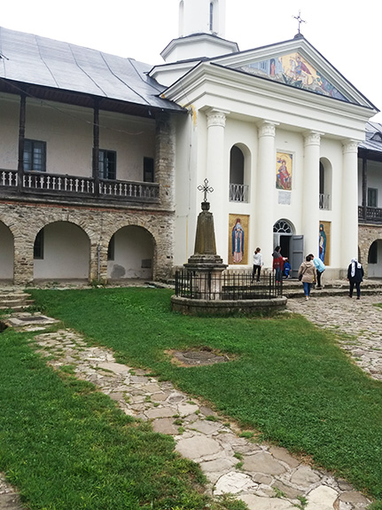 Mănăstirea Neamț (12) A doua biserică