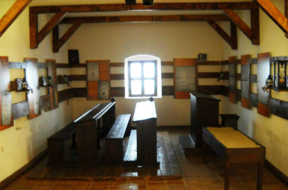 1826b Interior Şcoala Slobodă Obştească