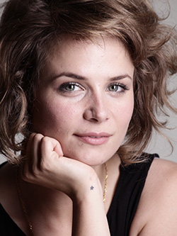 1986 Diana Cavallioti Actriță