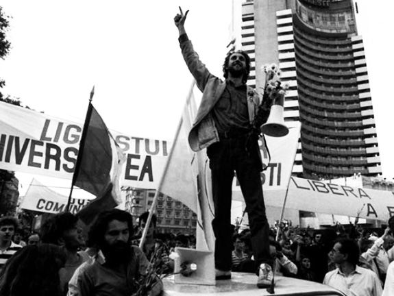 Piața Universității - Marian Munteanu (1990)