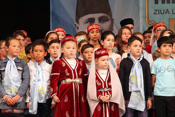 1985 Ziua Limbii Tătare 