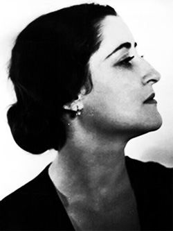 1909-2003 Valentina Creţoiu Soprană