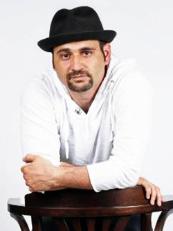 1977 Actor Adrian Văncică