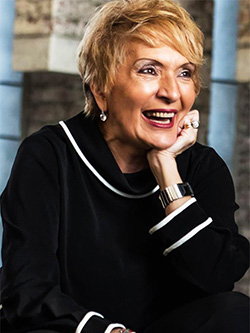 1952 Nelly Miricioiu Soprană