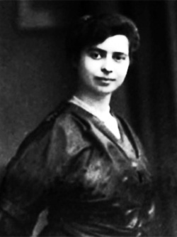 1853-1932 Învățătoare Emilia Lungu