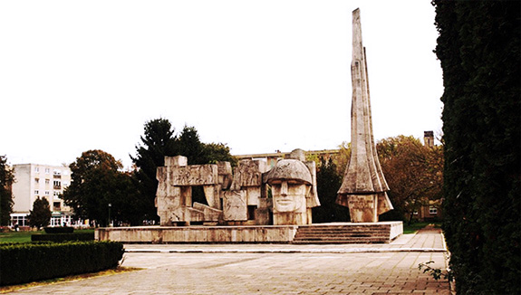1944c Monumentul ostașului român, Carei
