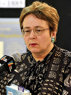 1958 Poetă Simona Grazia Dima