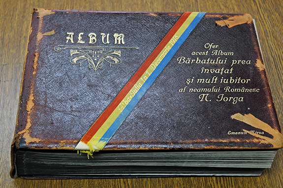 8 Albumul Unirii