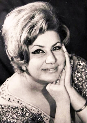 Ileana Sărăroiu (2)-21