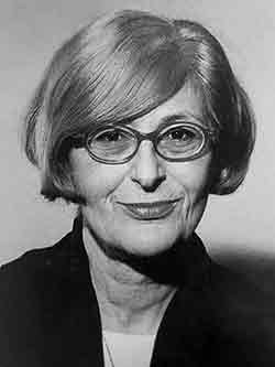 1946-2020 Regizor Anca Ovanez Doroșenco